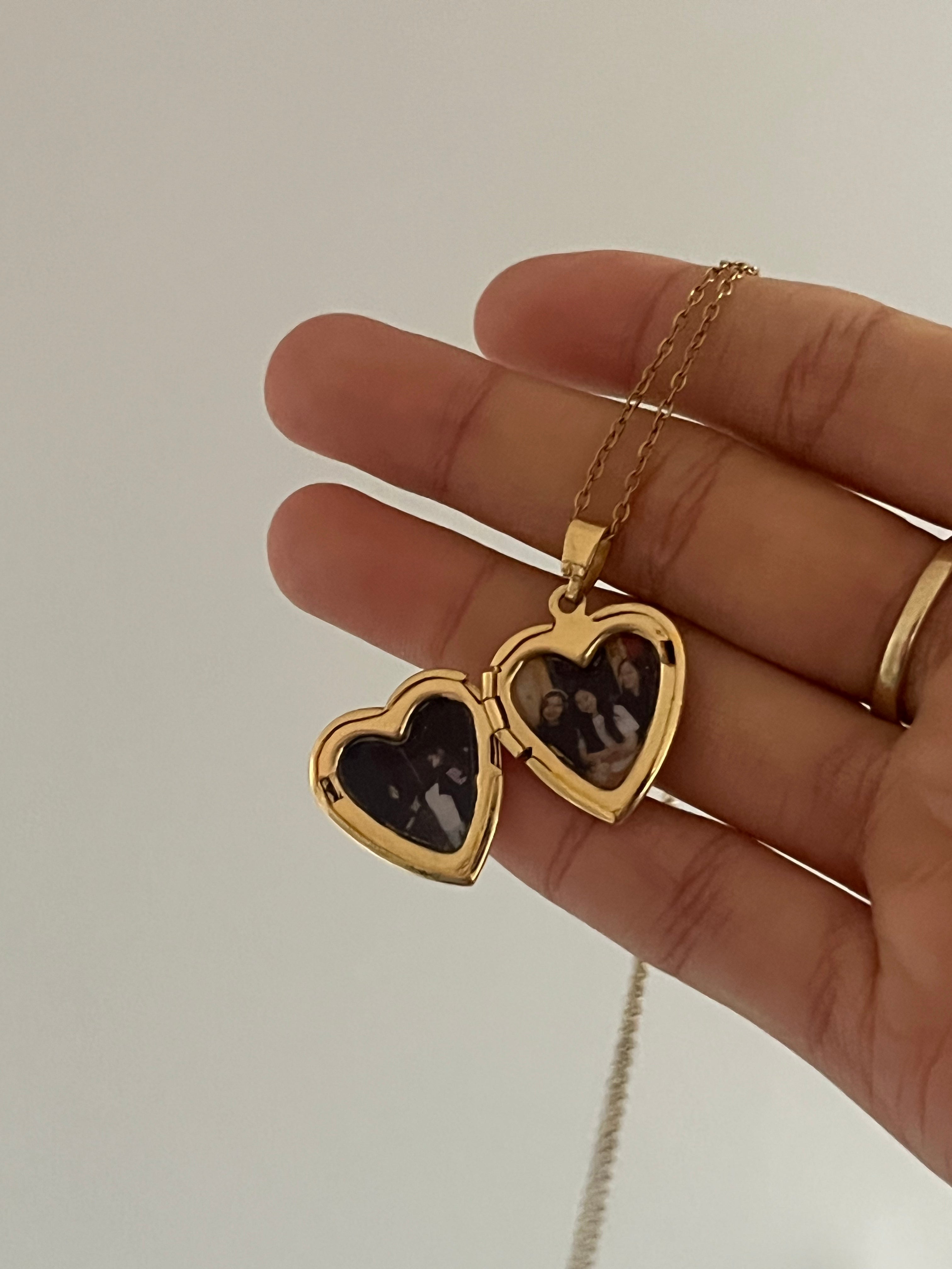 Lorrens Gold Locket Necklace - By Minise